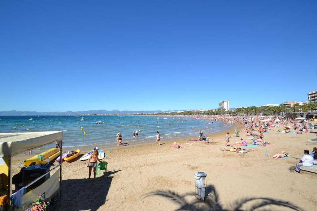 Bonito Apartamento Con Piscina Salou Kültér fotó