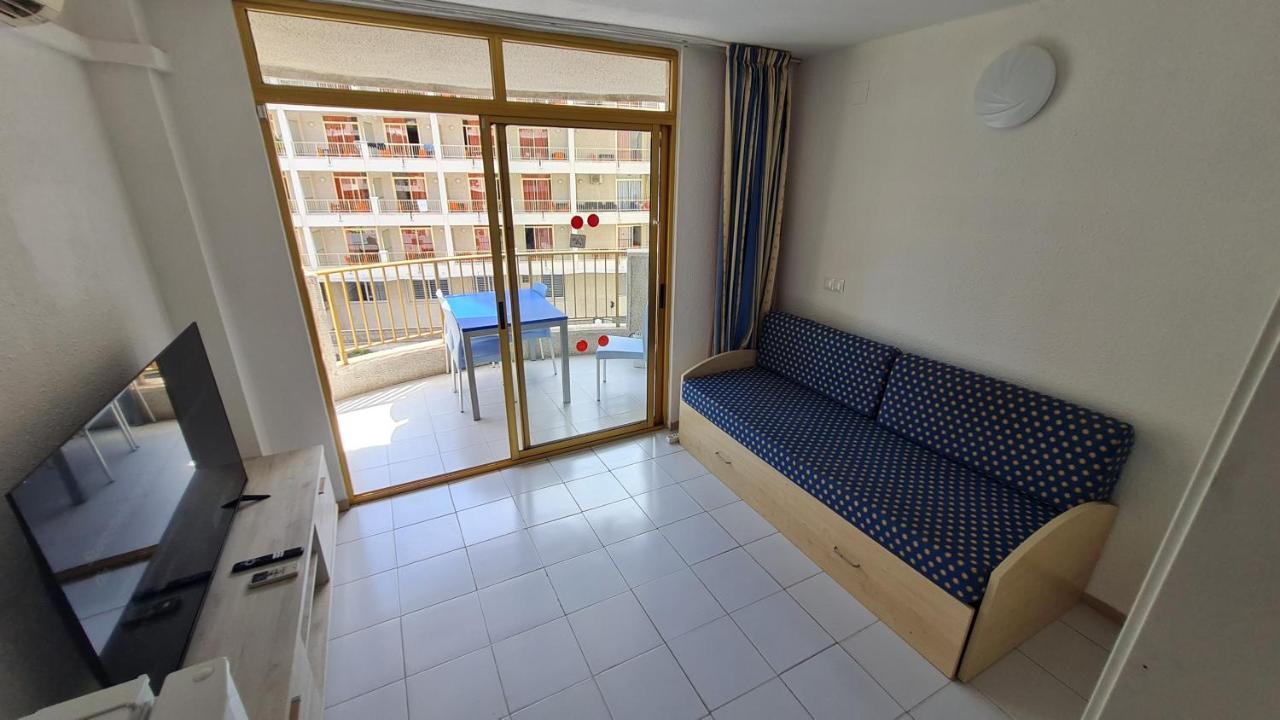 Bonito Apartamento Con Piscina Salou Kültér fotó