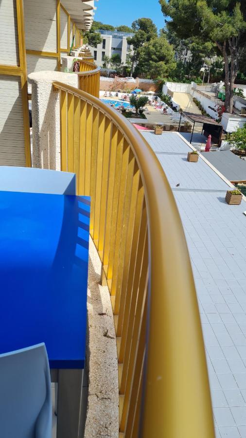 Bonito Apartamento Con Piscina Salou Kültér fotó