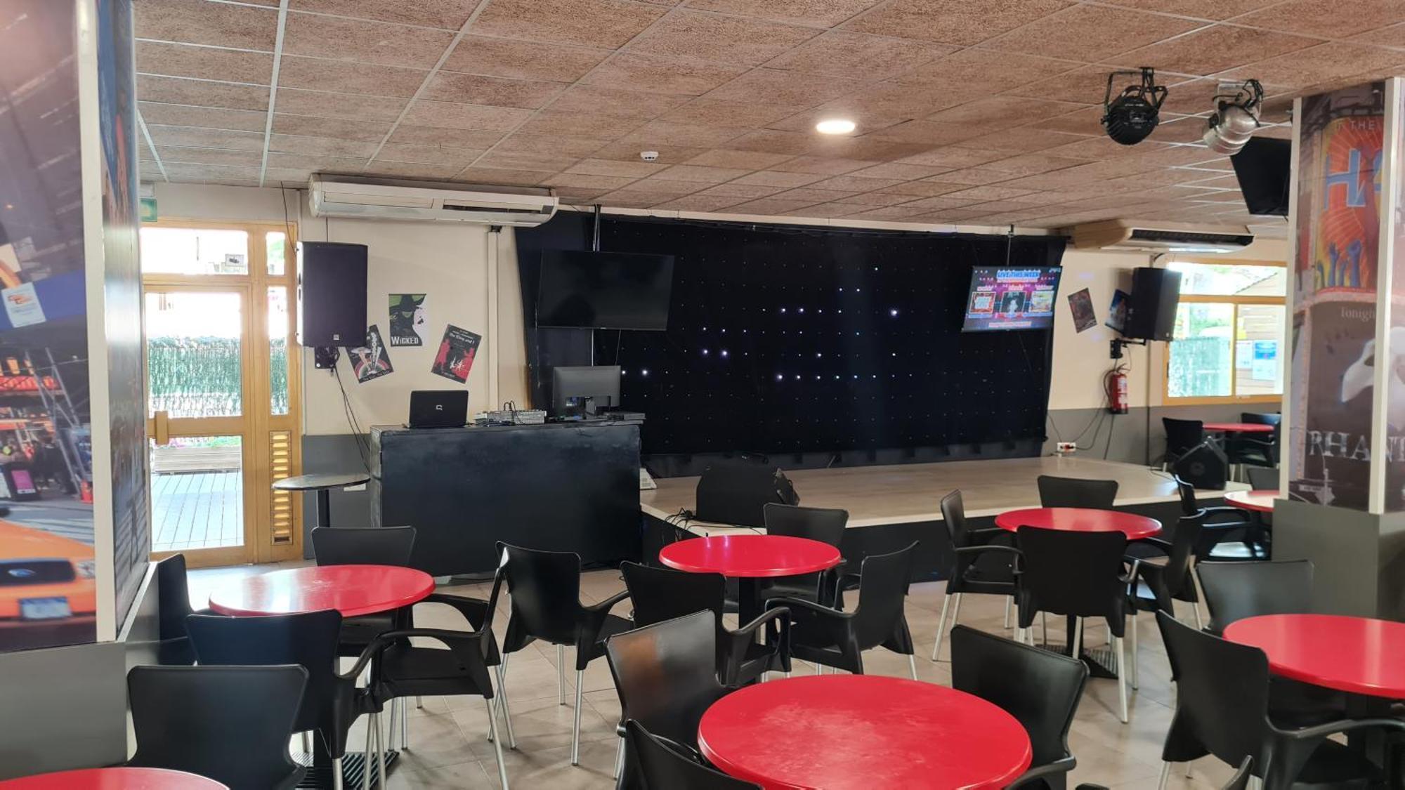 Bonito Apartamento Con Piscina Salou Kültér fotó
